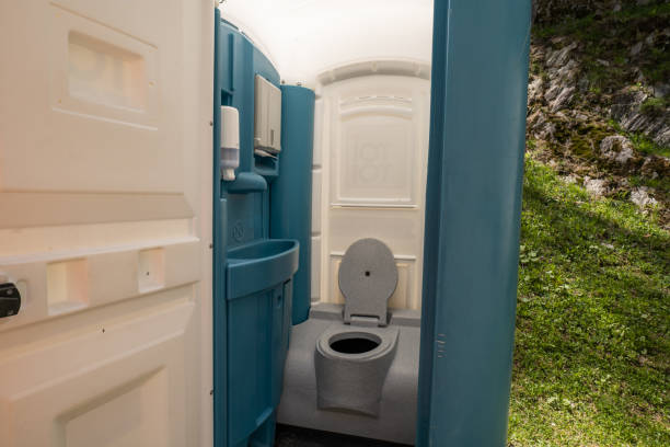Portable Toilet Options We Offer in Keyport, NJ